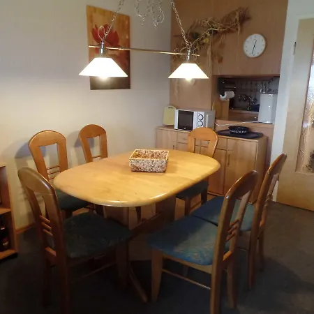 B08_9 _ 3_raum_wohnung _ Panoramic Apartman *